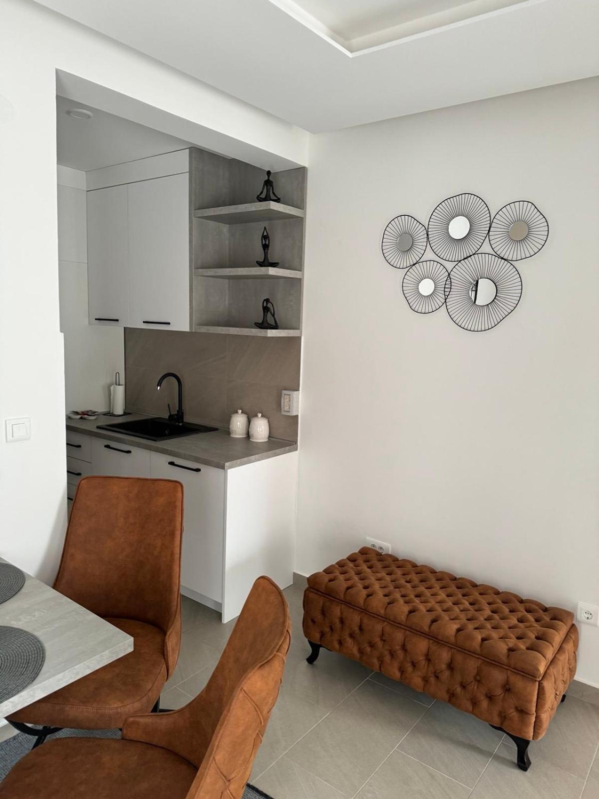 Apartment Anna Atina *